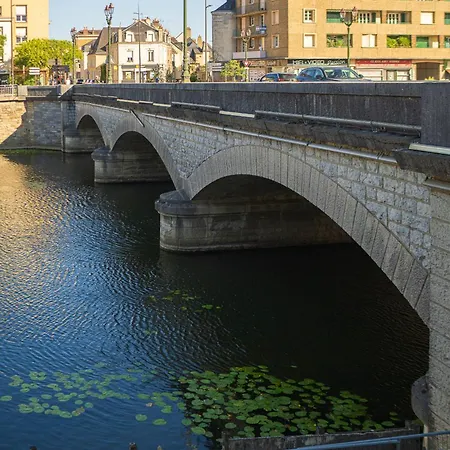 La Terrasse Des Remparts, Au Cœur Du Vieux Mans Appartement *